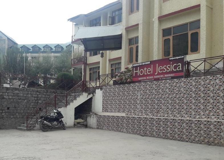 Hotel Jessica Manāli Esterno foto